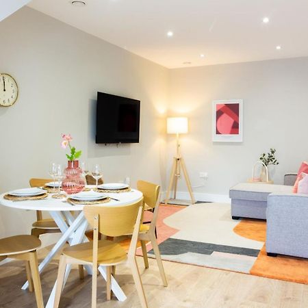 Guestready - Encantando O Apartamento 2Br No Newmarket Hall Dublin Exterior photo